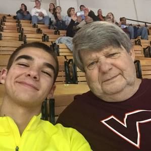 Meet your Posher, Cameron